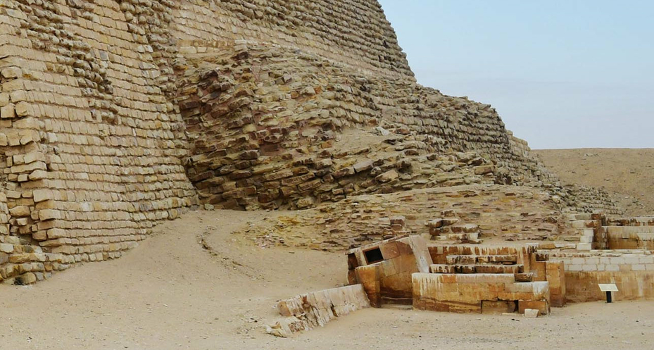 Djoser Step Pyramid Complex Serdab Cold Refreshing Water Cellar Ancient Egypt